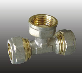 Тройник м/п вн/р Т16* 1/2F* 16 ц-г SANLUX