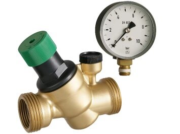 Редуктор снижения давления с манометром 1/2вн*3/4нар (DG7017) SANLUX